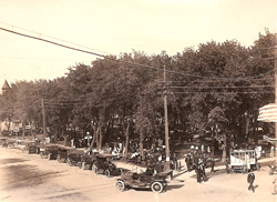 Chaska Obscura: Hip to be in the square